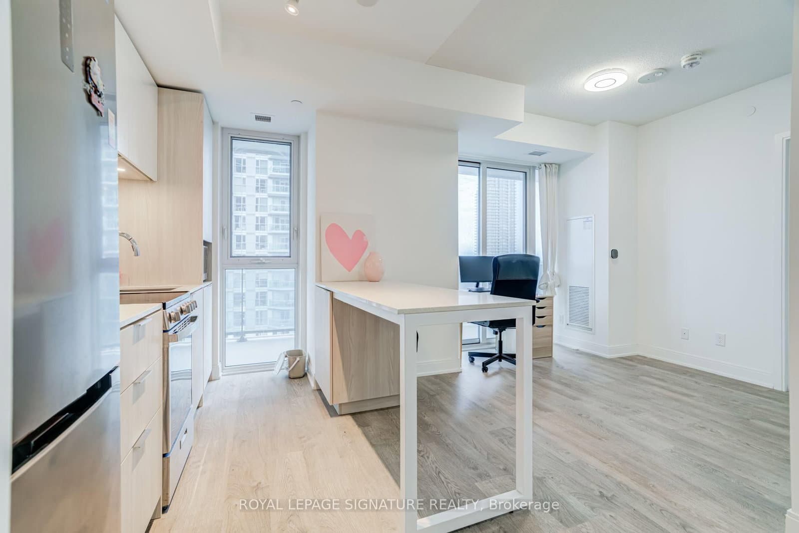 70 Annie Craig Drive, Unit 1908 thumbnail 10