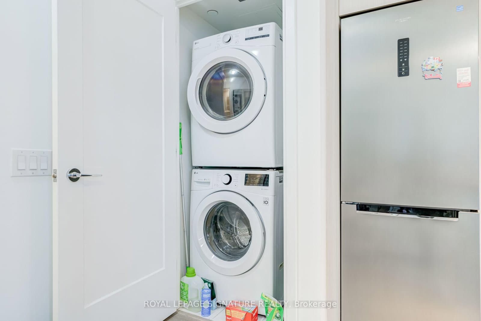 70 Annie Craig Drive, Unit 1908 thumbnail 21