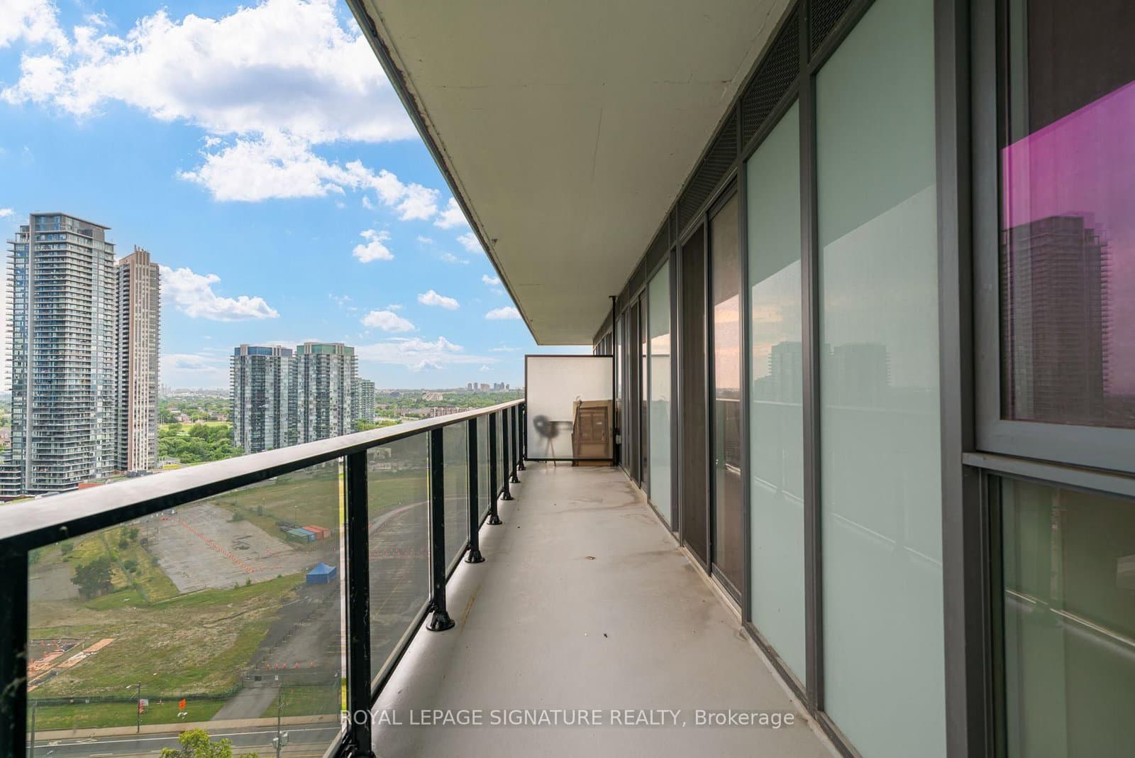 70 Annie Craig Drive, Unit 1908 thumbnail 23