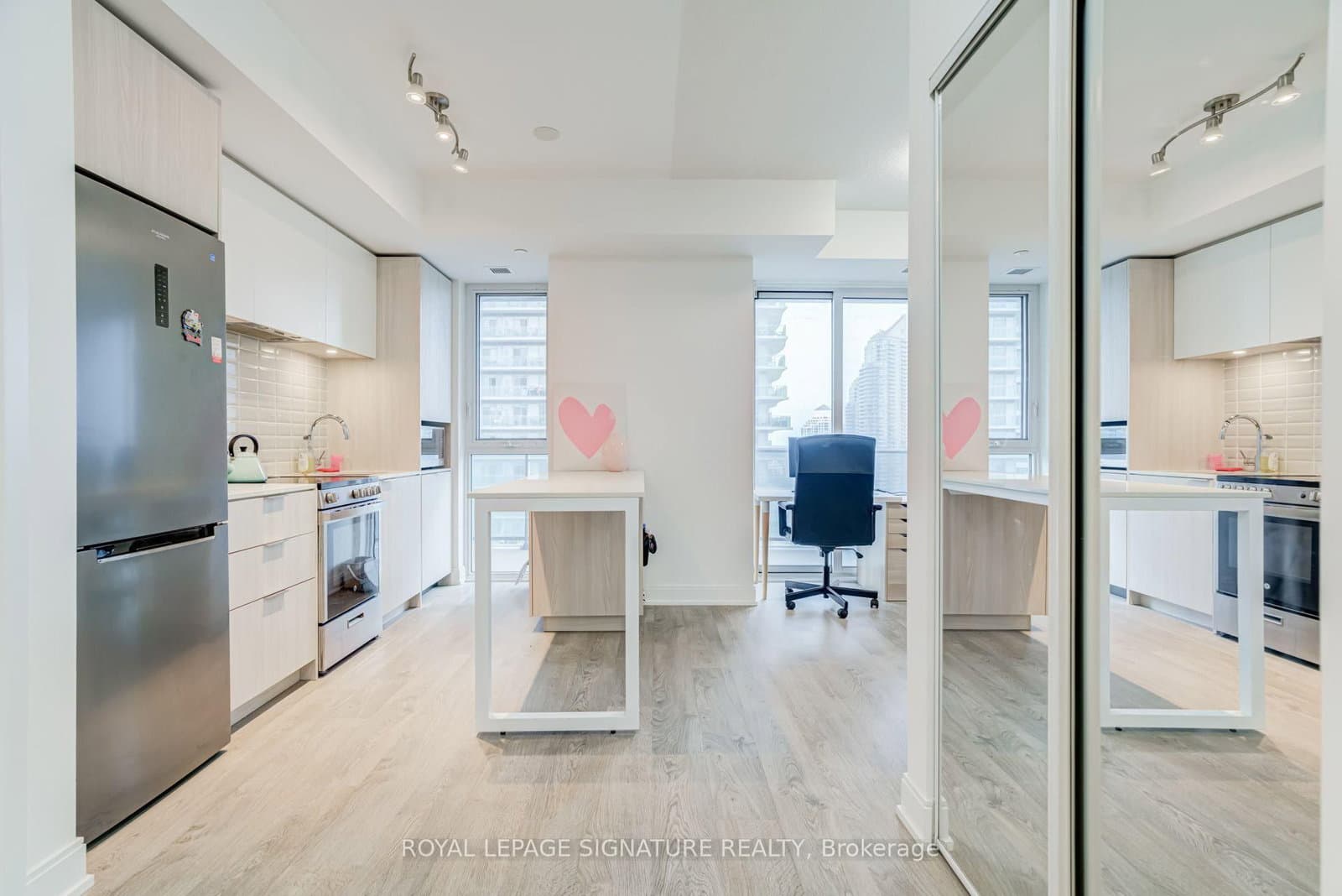 70 Annie Craig Drive, Unit 1908 thumbnail 7