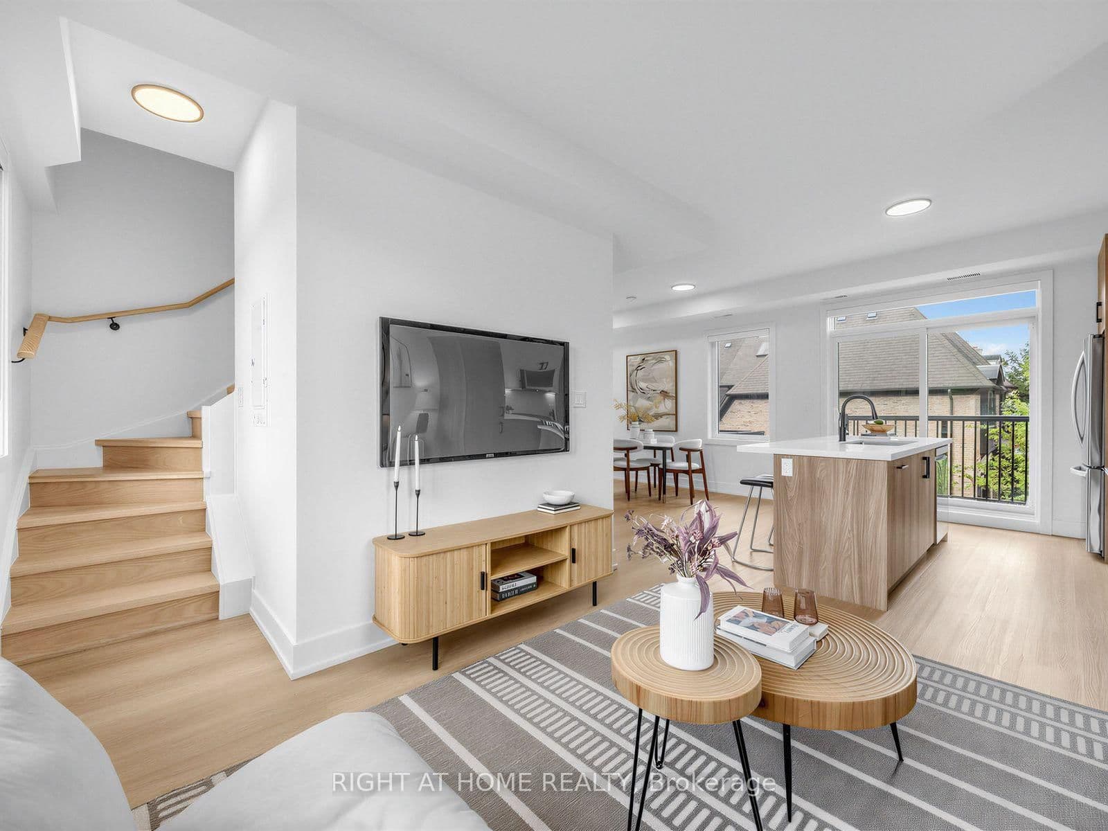 1416 Islington Avenue, Unit Unit B thumbnail 13