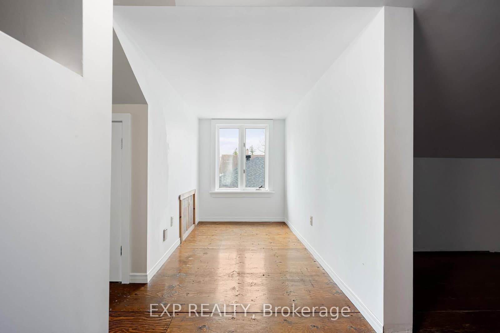 9 Wellington Street thumbnail 32