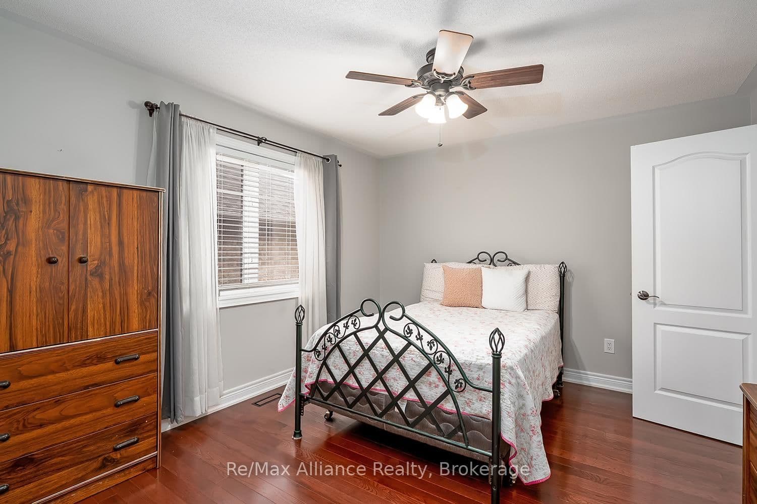 1367 Arrowhead Road thumbnail 35