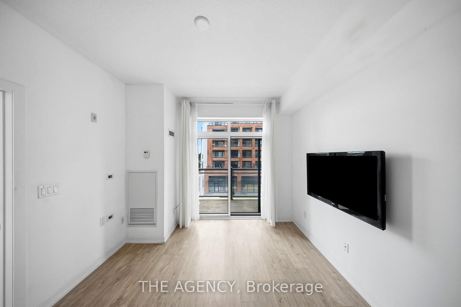 2486 Old Bronte Road, Unit 321 thumbnail 14