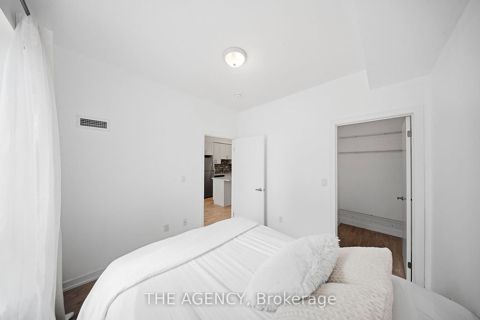 2486 Old Bronte Road, Unit 321 thumbnail 22