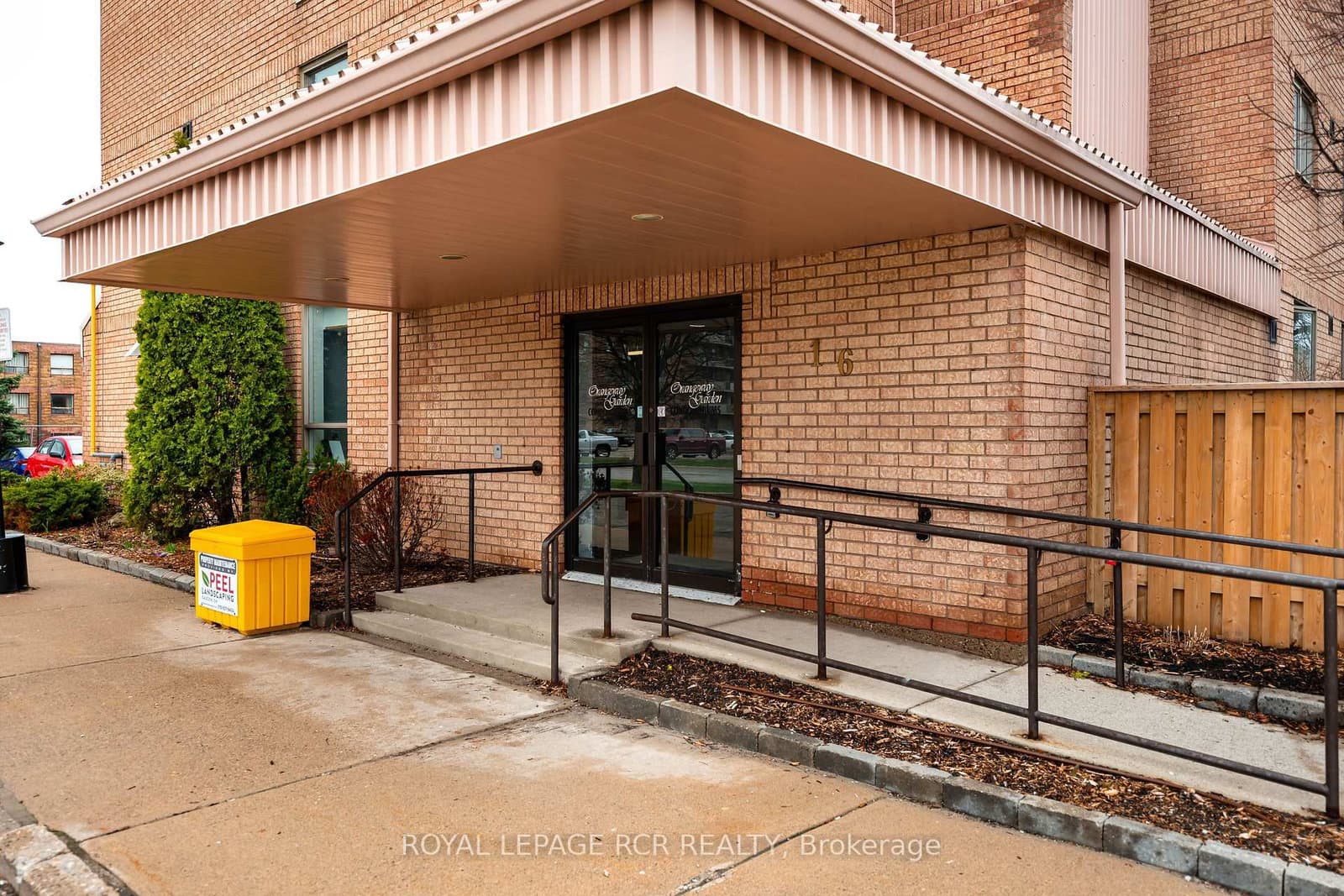 16 Fourth Street, Unit 32 thumbnail 3