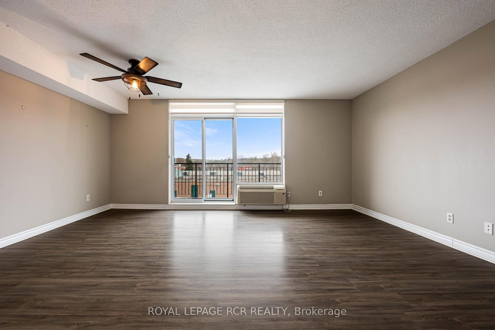 16 Fourth Street, Unit 32 thumbnail 8