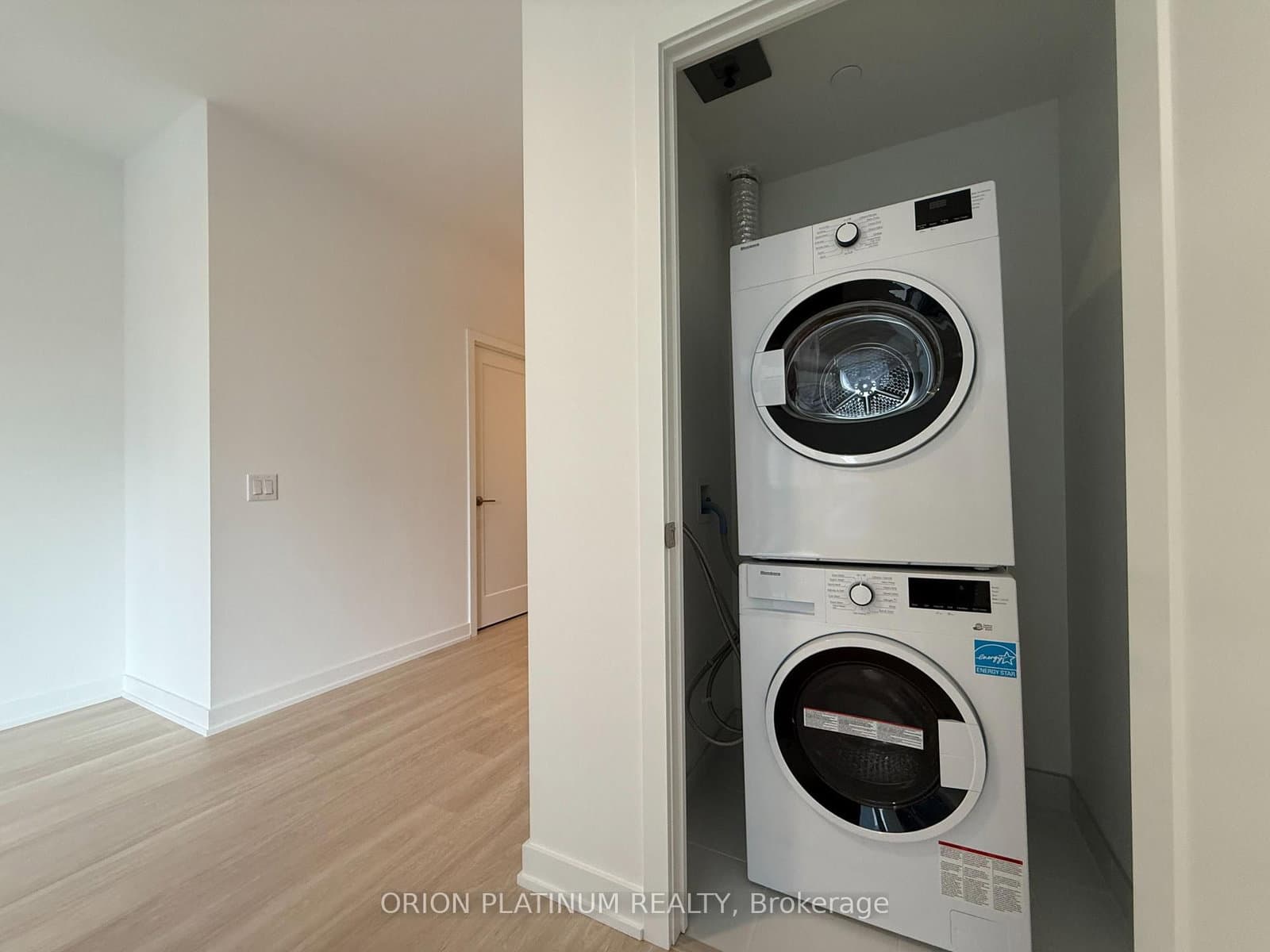 5105 Hurontario Street, Unit 631 thumbnail 8