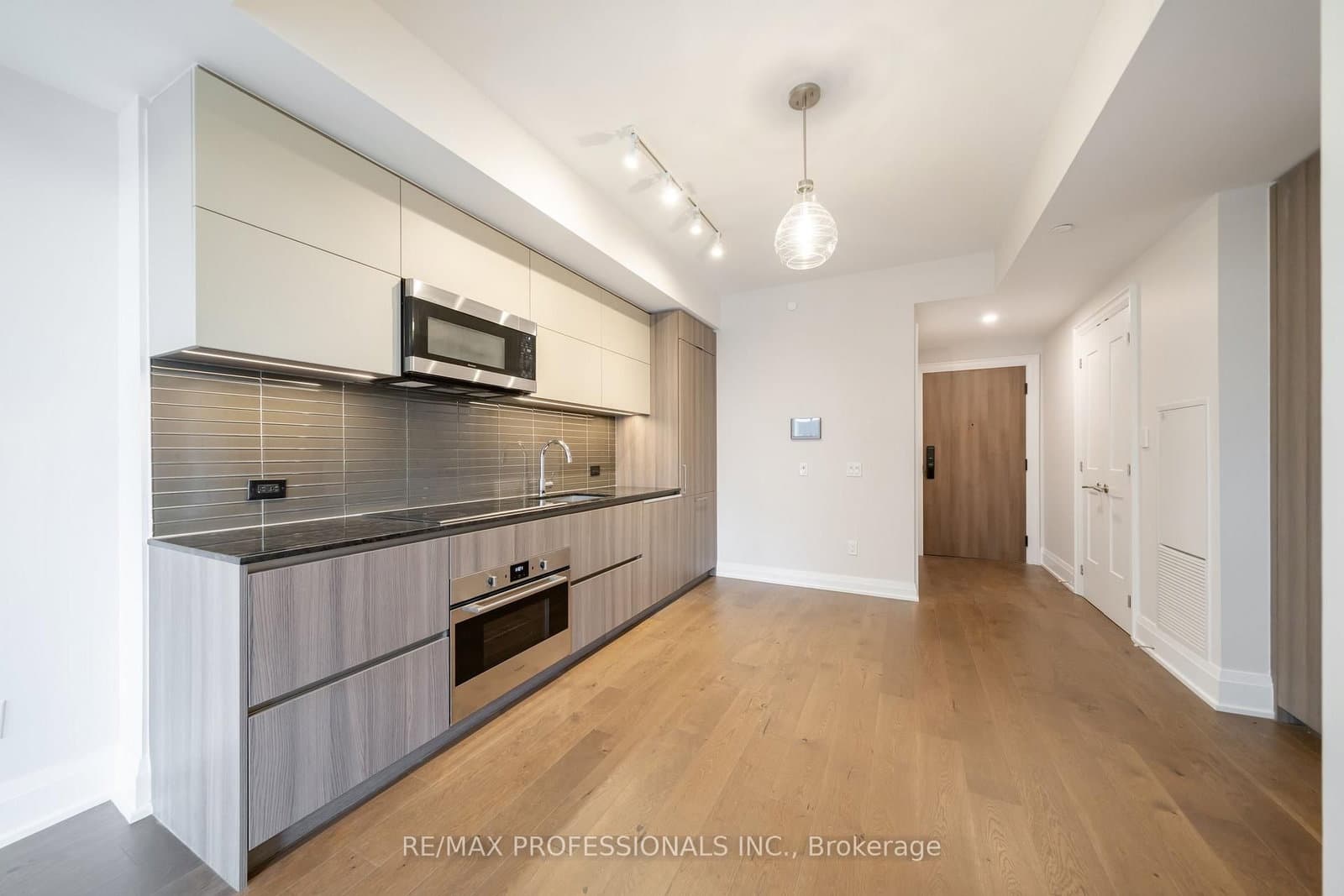 21 Park Street E, Unit 816 thumbnail 6