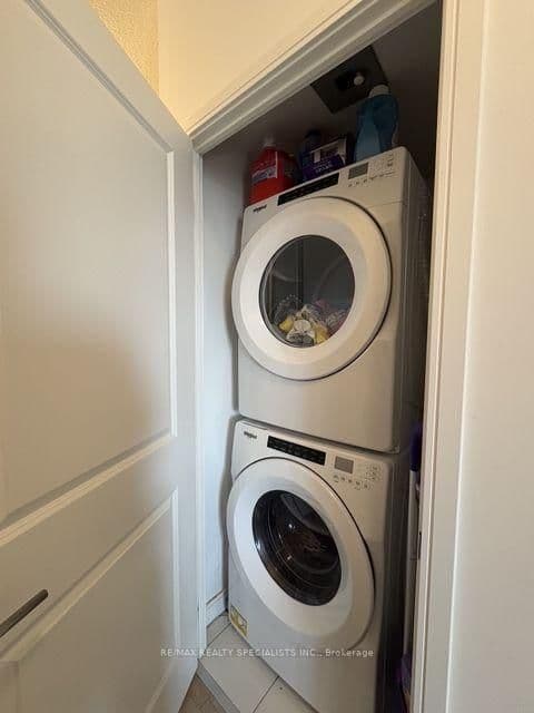 8 Nahani Way, Unit 1003 thumbnail 15