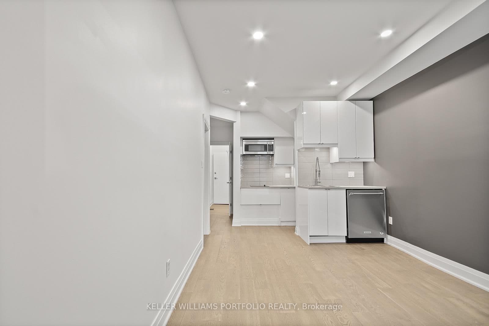 35 Humberside Avenue, Unit 2 (Ground) thumbnail 17