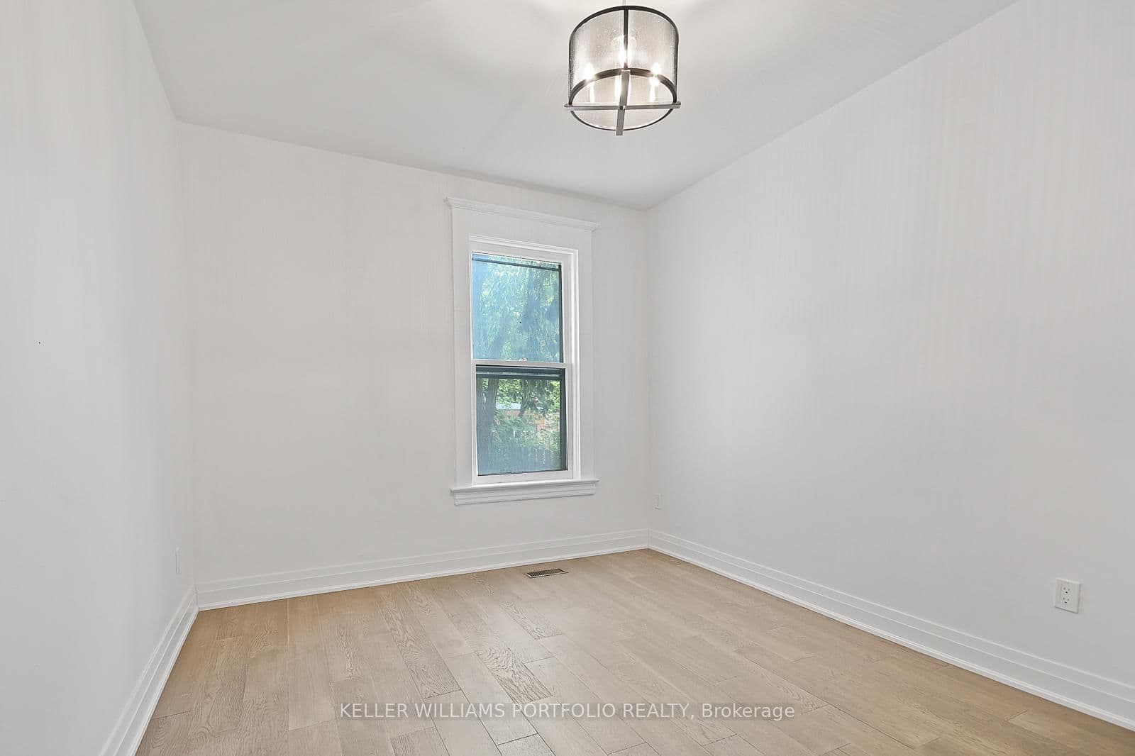 35 Humberside Avenue, Unit 2 (Ground) thumbnail 20