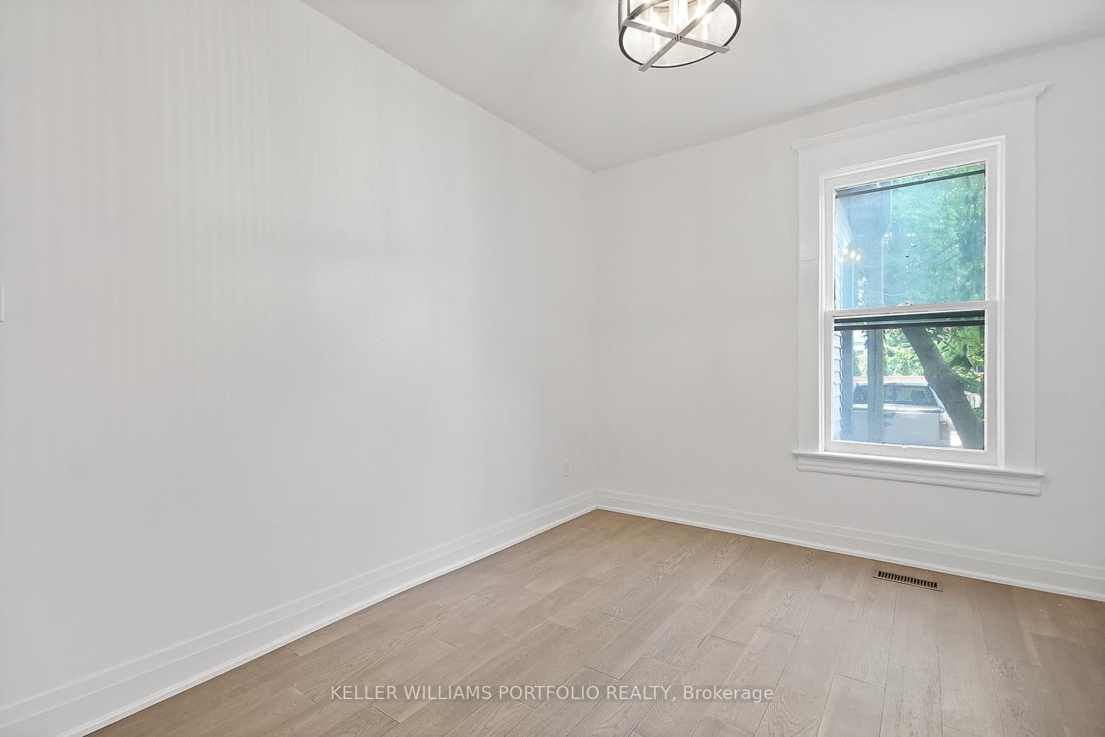 35 Humberside Avenue, Unit 2 (Ground) thumbnail 23