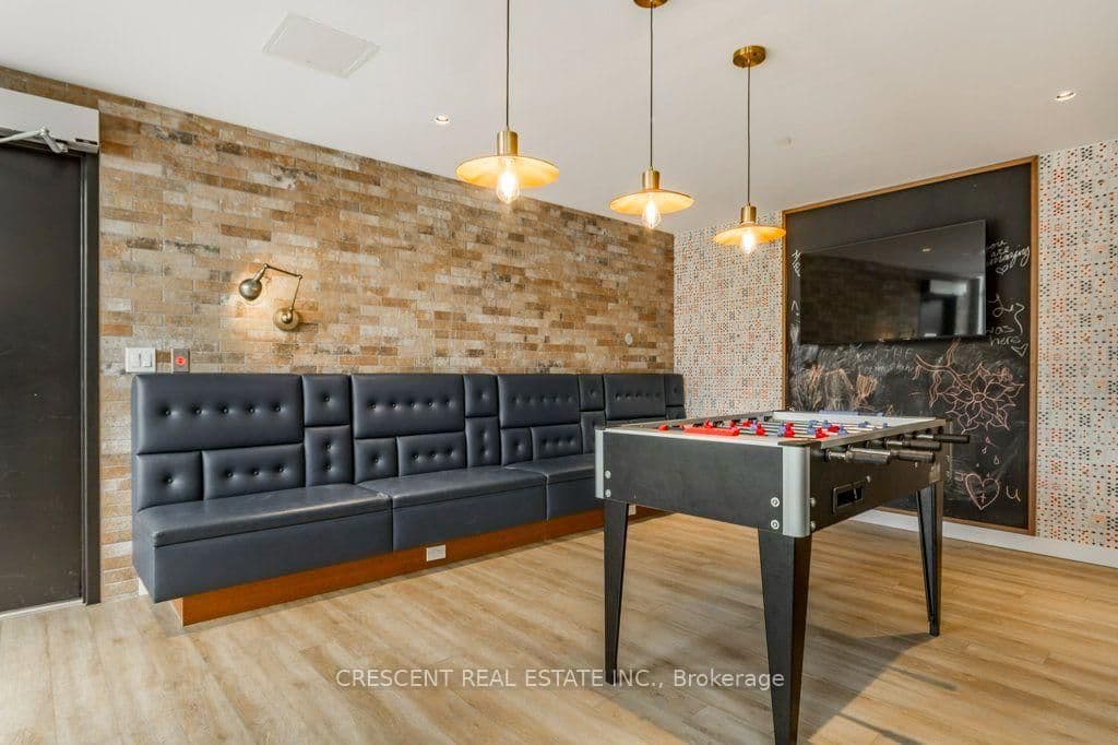 2300 St Clair Avenue W, Unit 527 thumbnail 33