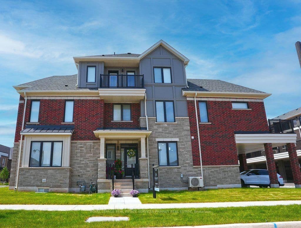 9 Crown Gate - Image 1