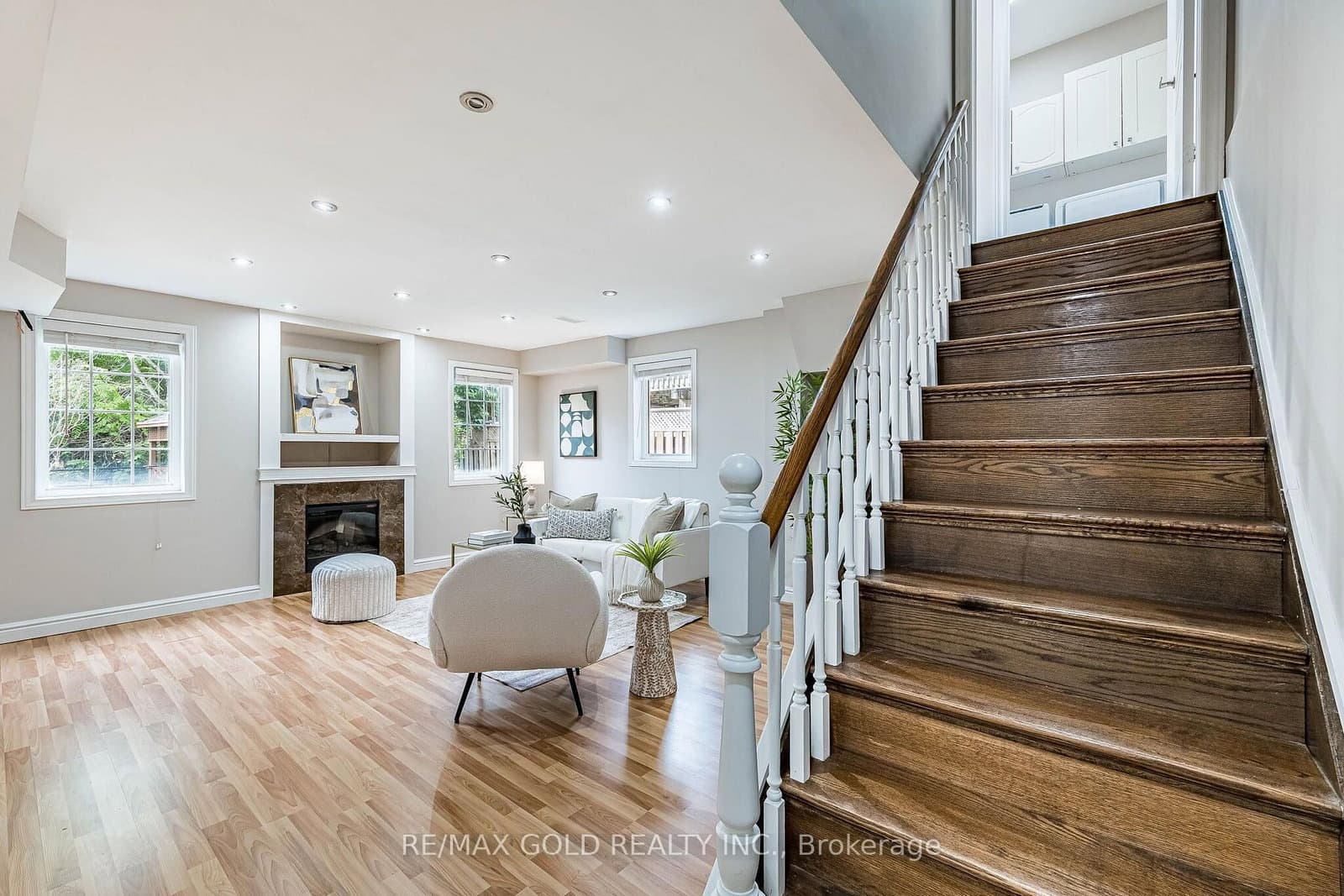 52 Moldovan Drive thumbnail 33