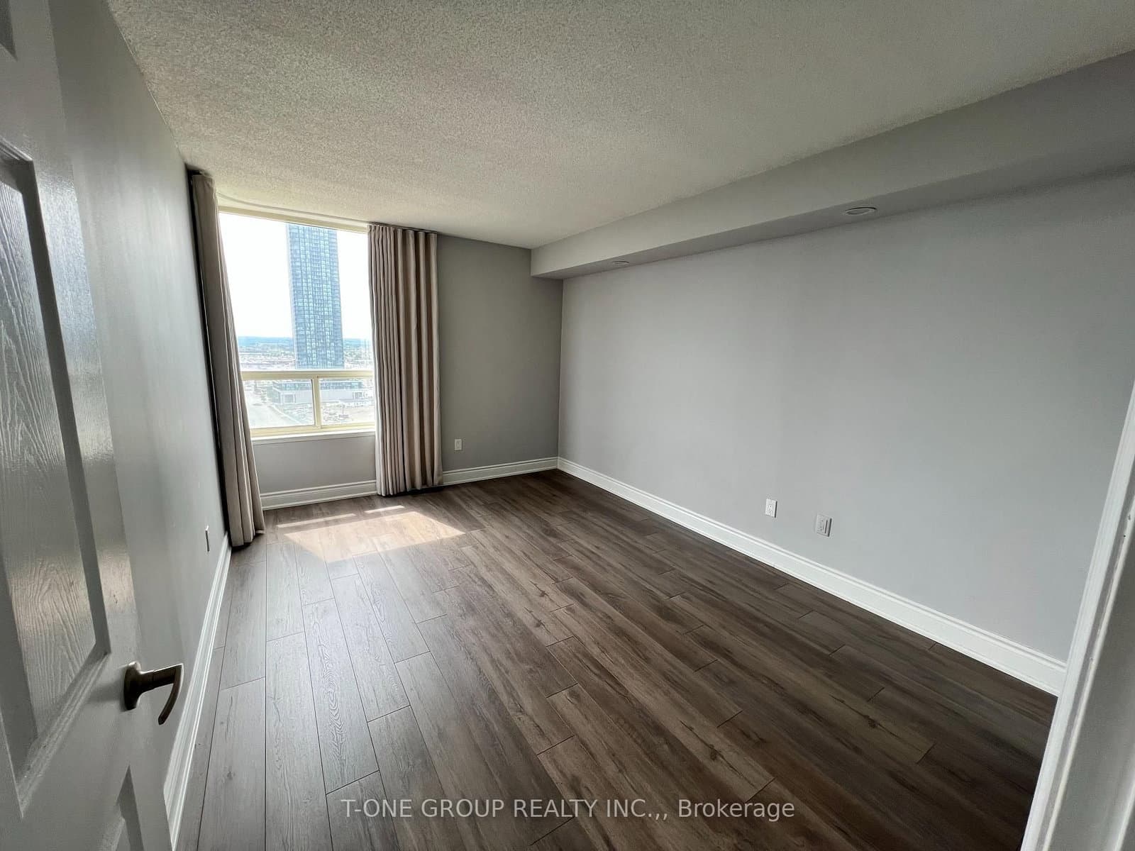 400 Webb Drive, Unit 2103 thumbnail 9