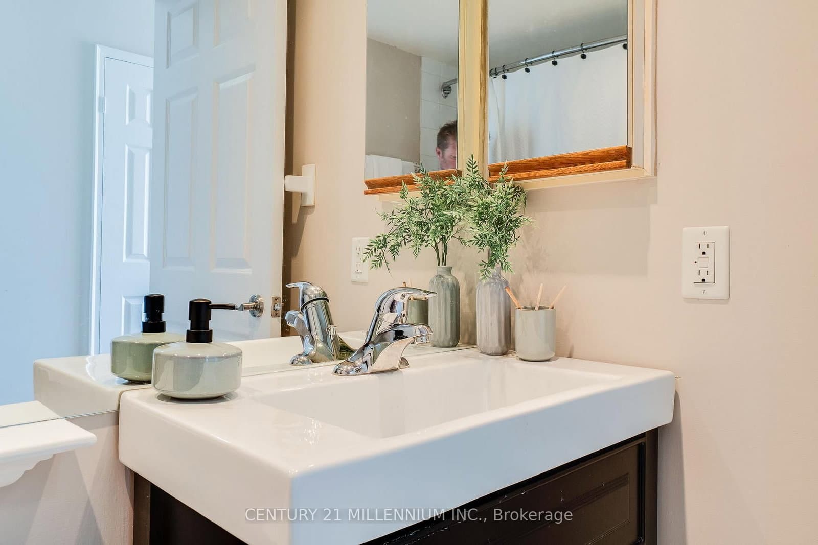 4450 Tucana Court, Unit 902 thumbnail 31