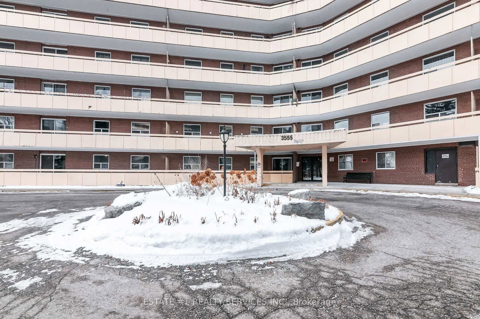 3555 Derry Road E, Unit 402 thumbnail 2