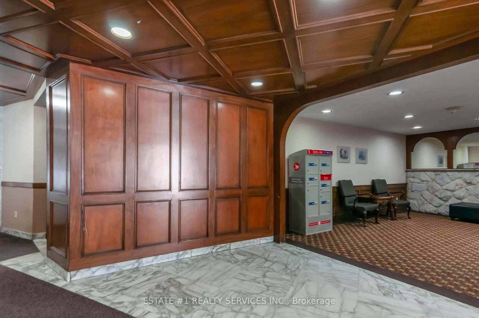 3555 Derry Road E, Unit 402 thumbnail 4