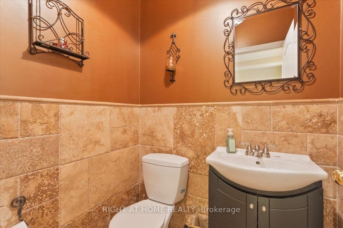2356 Proudfoot Trail thumbnail 14