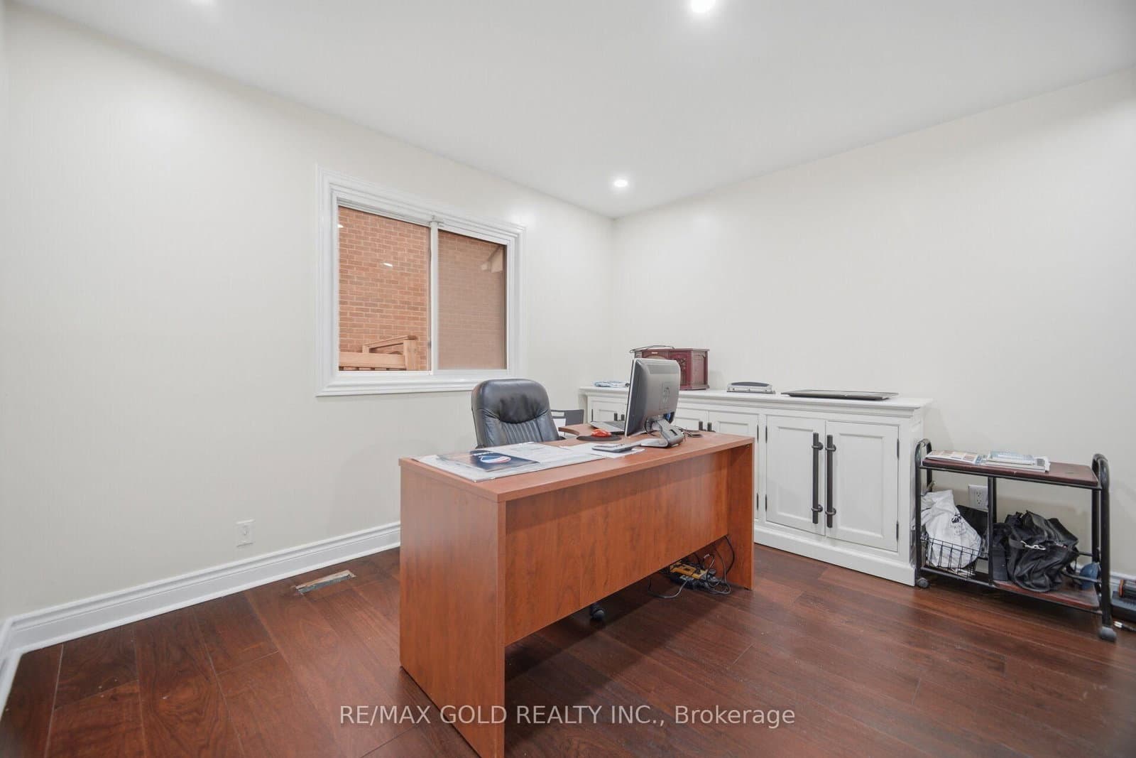 40 Kenpark Avenue thumbnail 24