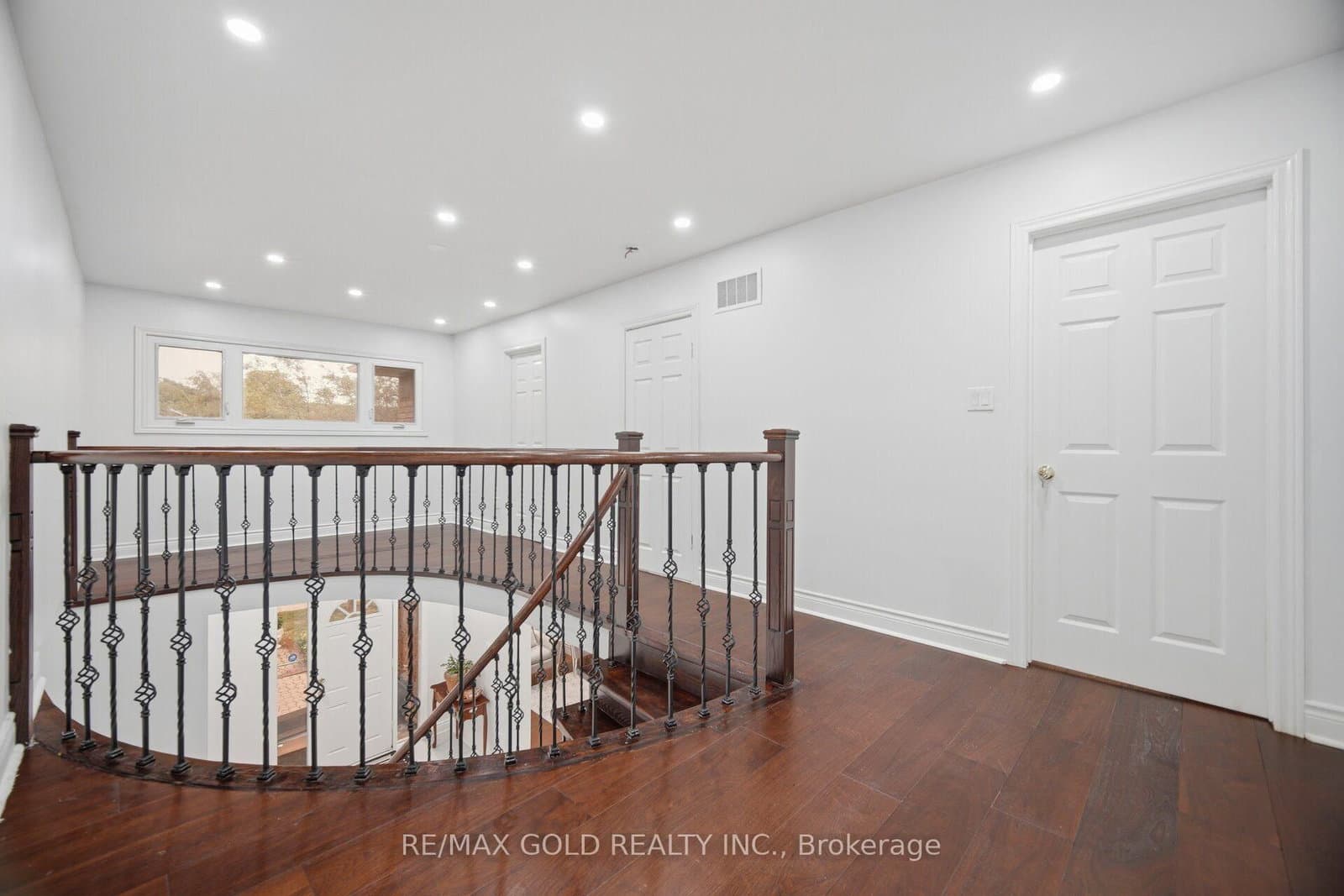 40 Kenpark Avenue thumbnail 28
