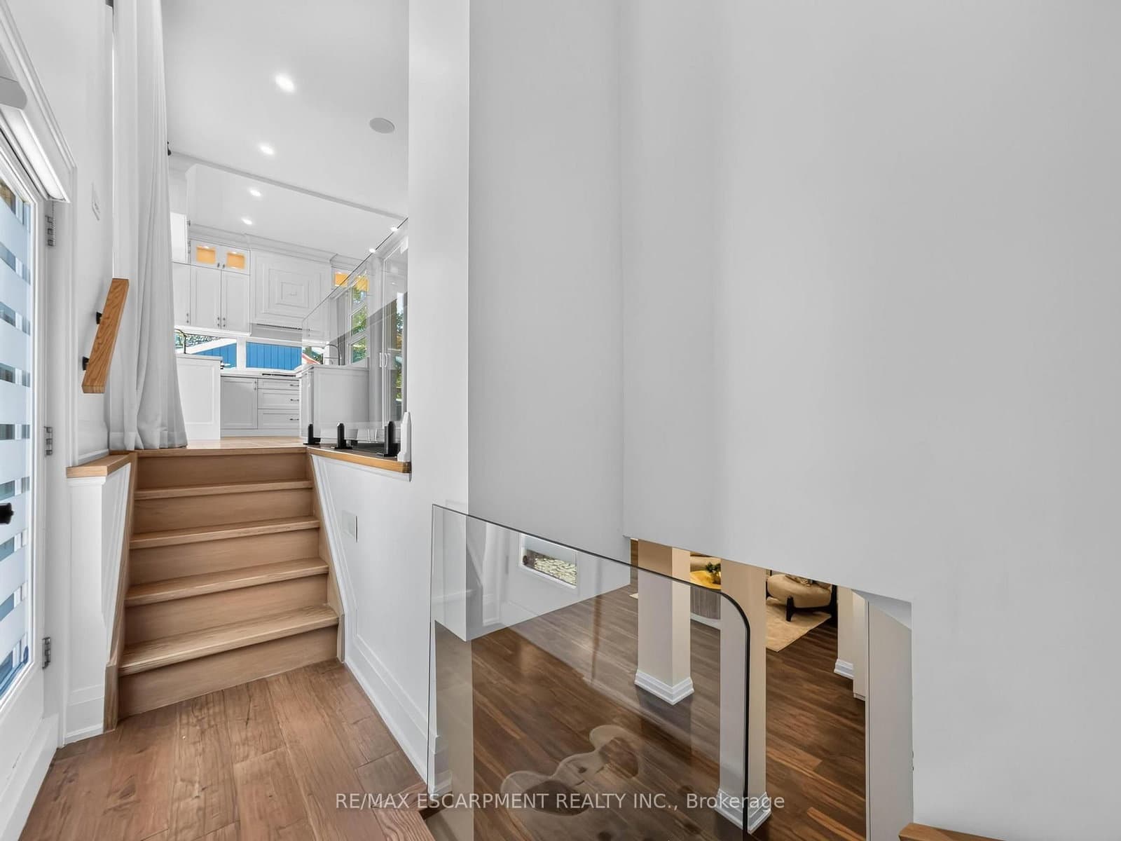 5178 Hunter Drive thumbnail 35