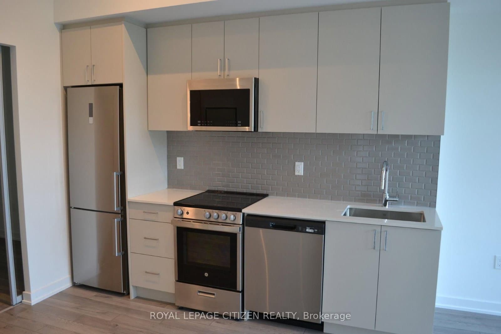1005 Dundas Street, Unit 142 thumbnail 14