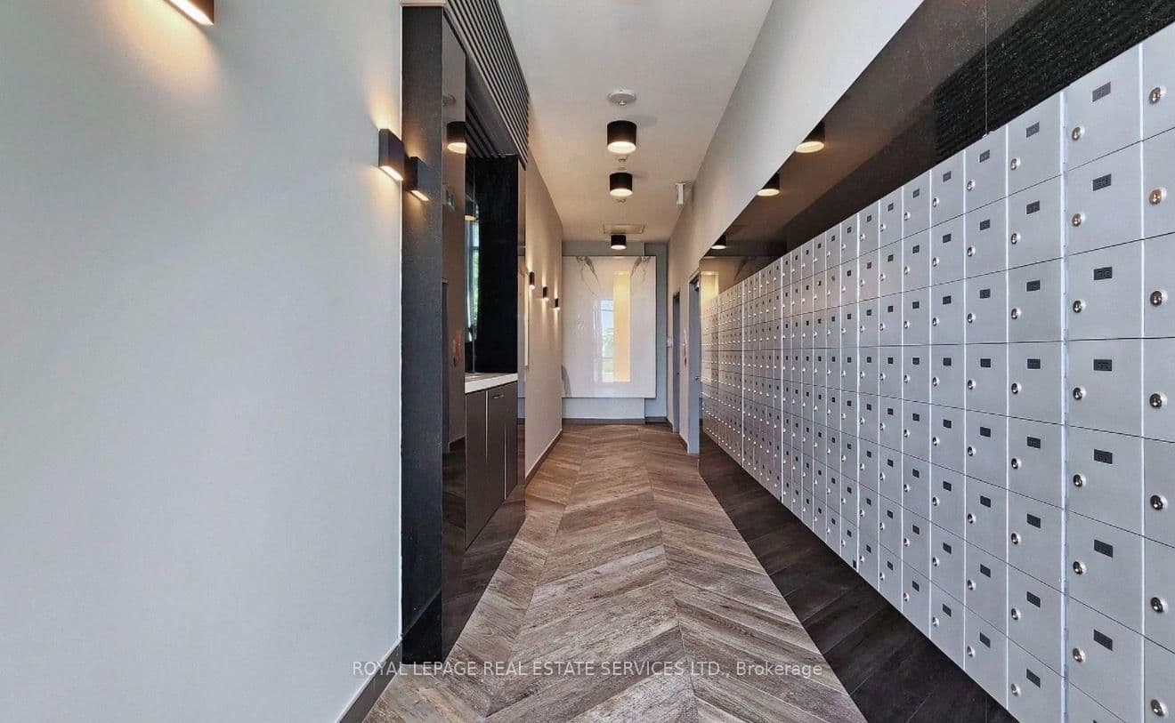 50 Thomas Riley Road, Unit 812 thumbnail 4
