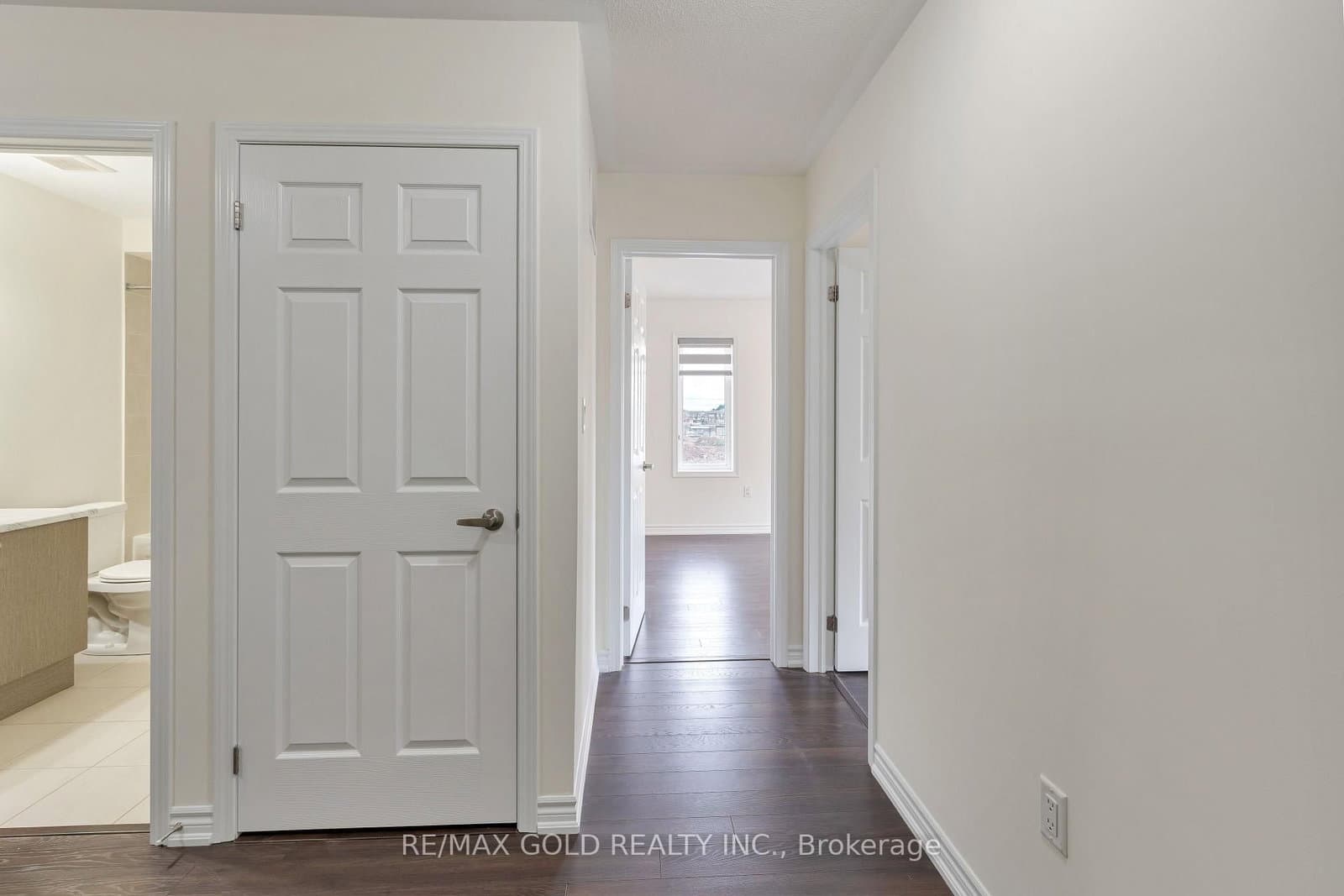 240 Lagerfeld Drive, Unit 16 thumbnail 25