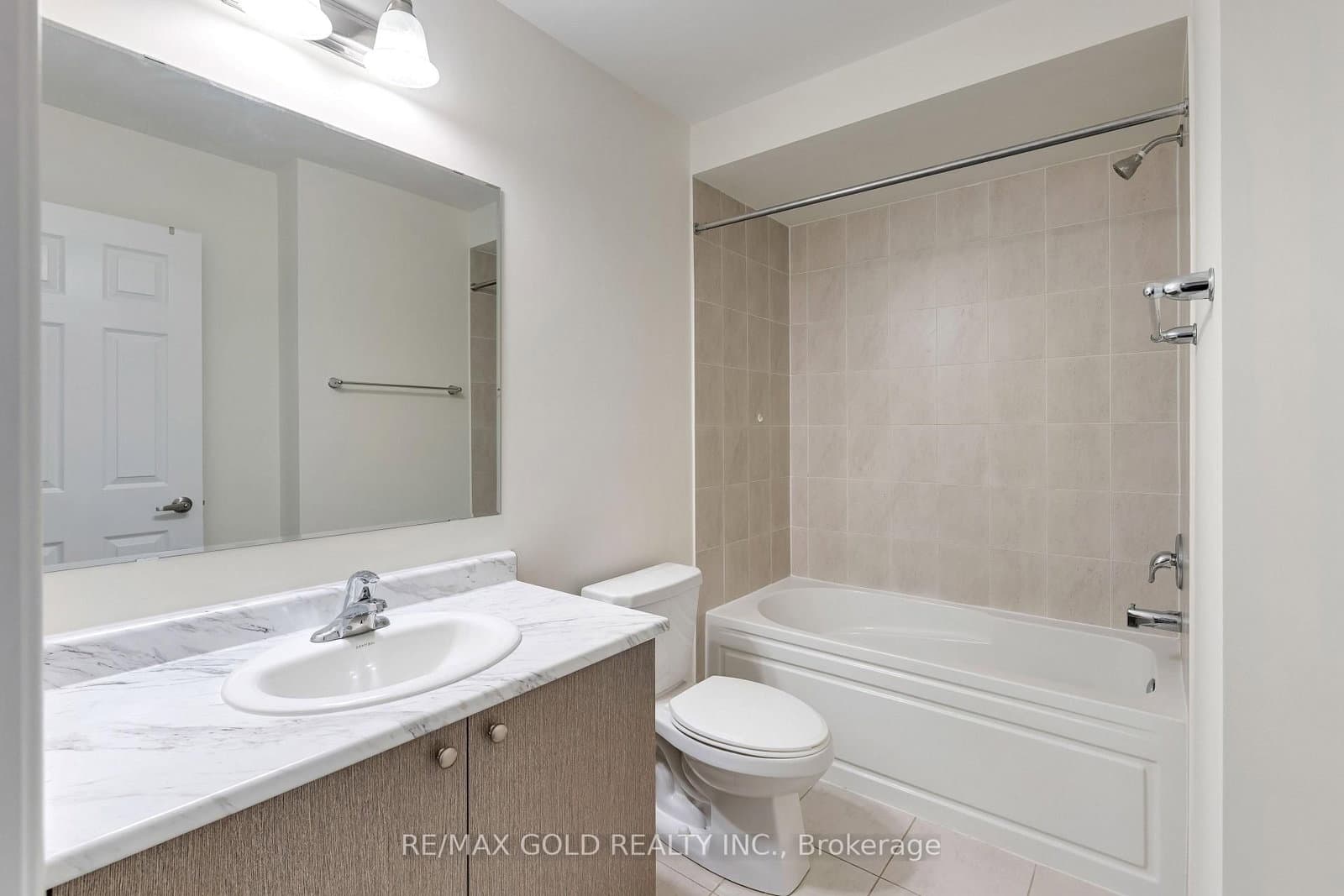 240 Lagerfeld Drive, Unit 16 thumbnail 27