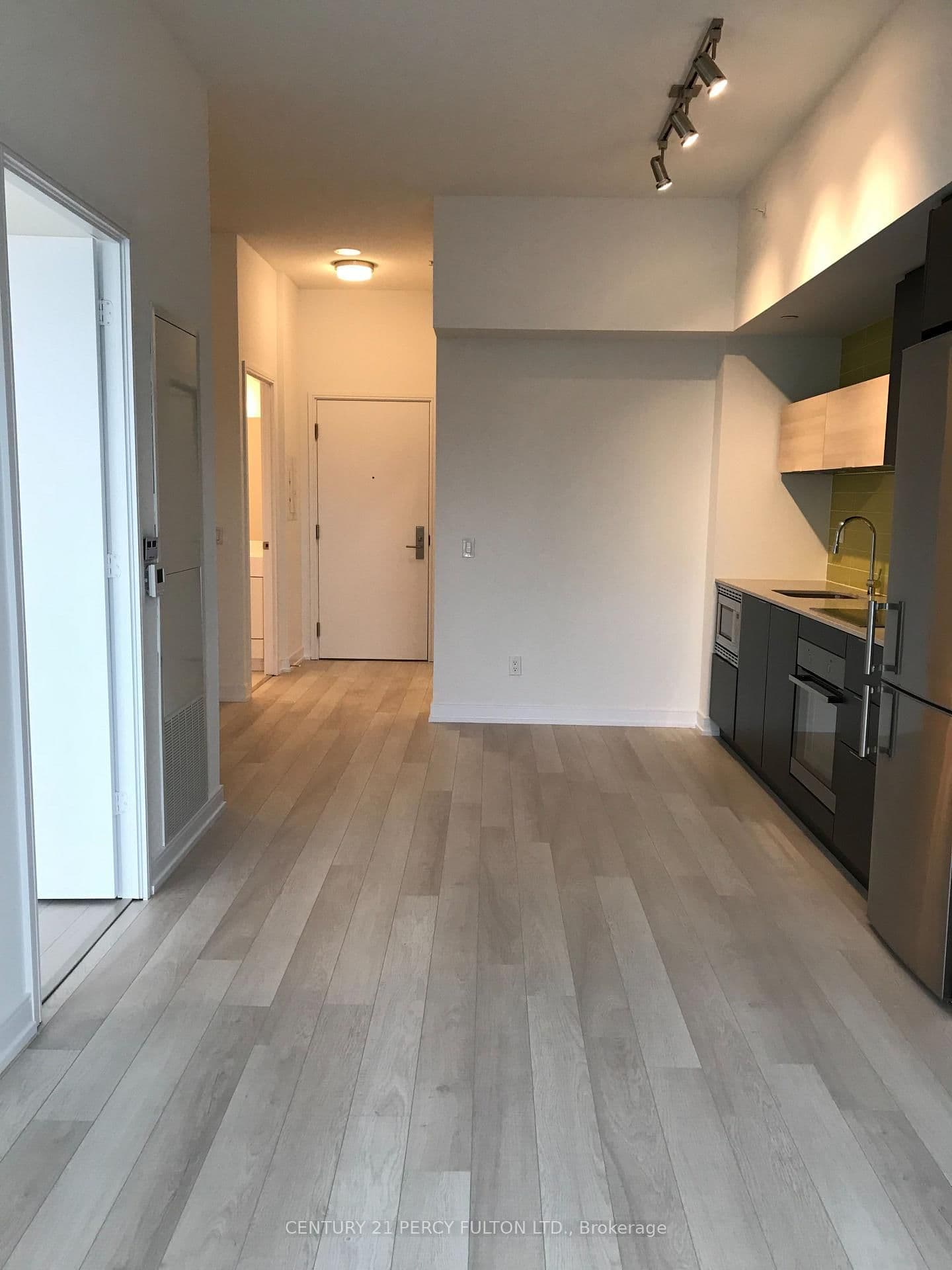 20 Thomas Riley Road, Unit 1505 thumbnail 5