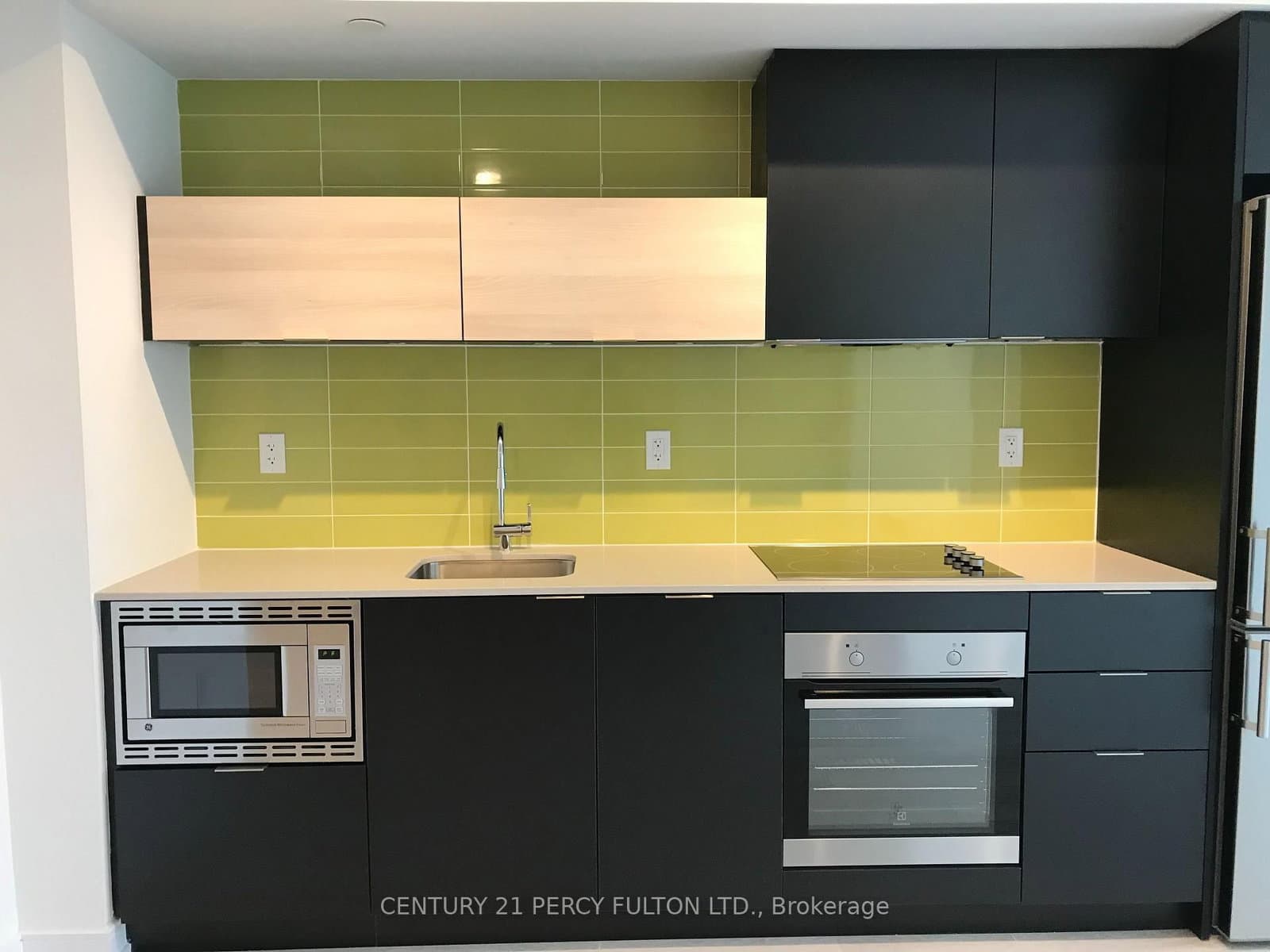 20 Thomas Riley Road, Unit 1505 thumbnail 6