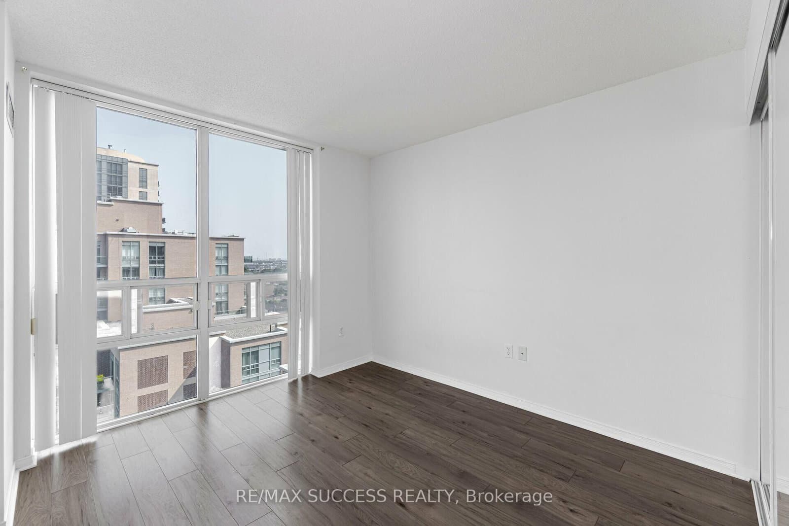 11 Michael Power Place, Unit PH14 thumbnail 11