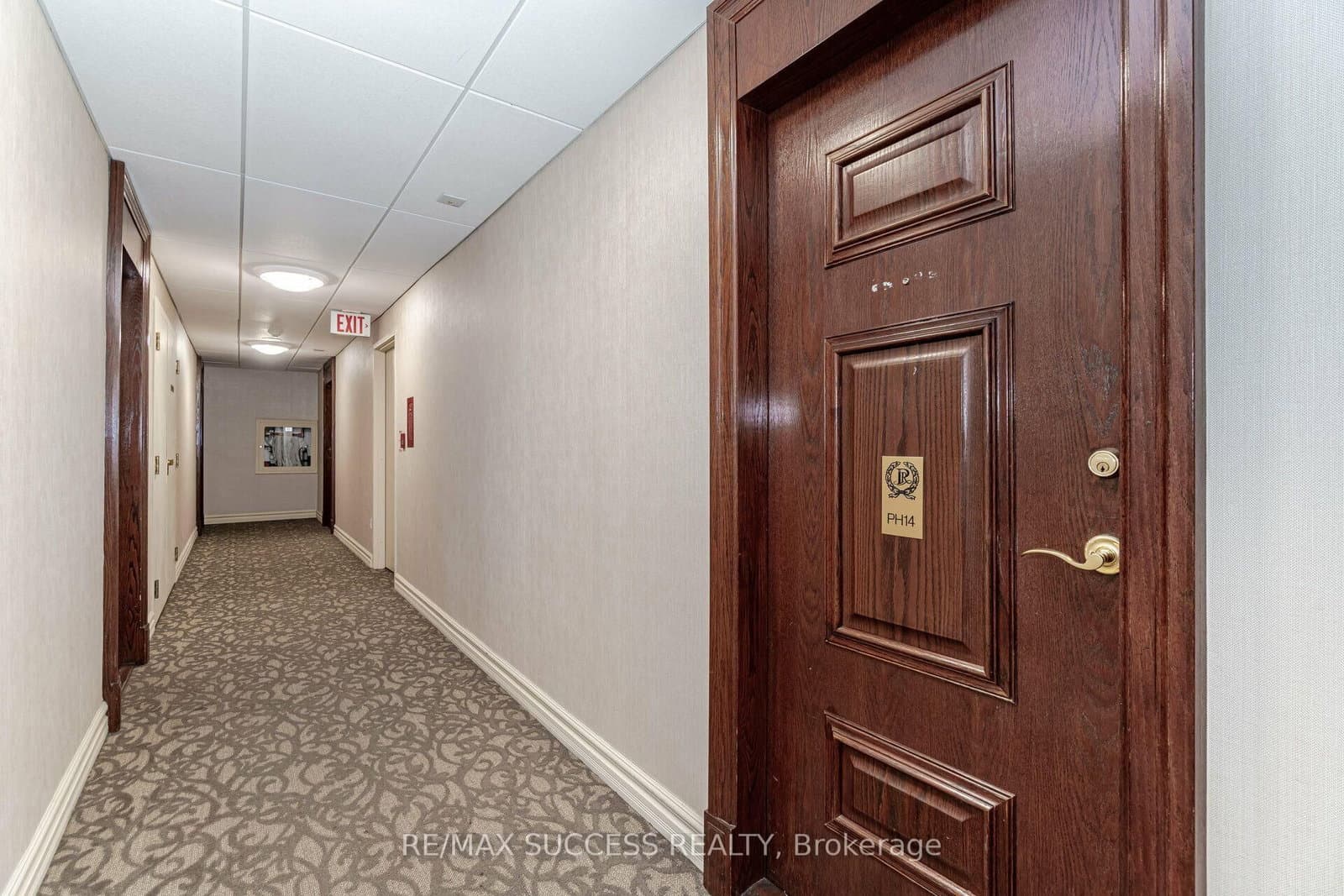 11 Michael Power Place, Unit PH14 thumbnail 2