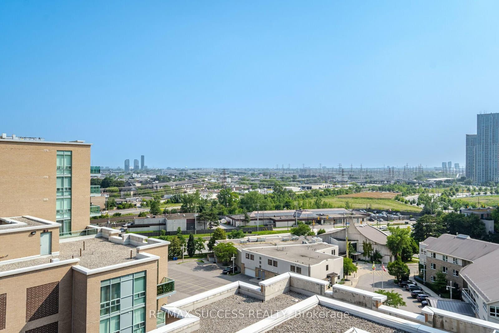 11 Michael Power Place, Unit PH14 thumbnail 20