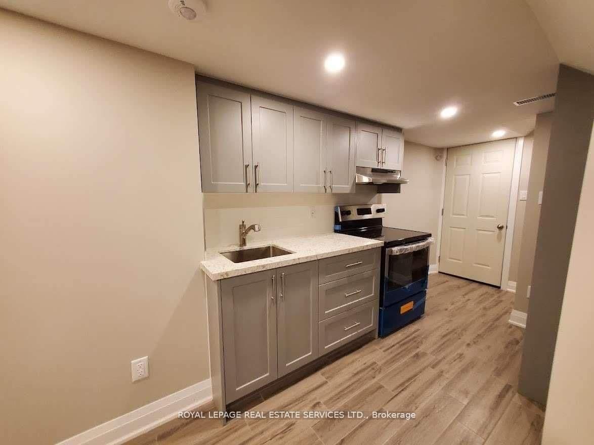 39 Vezna Crescent, Unit Bsmt thumbnail 4