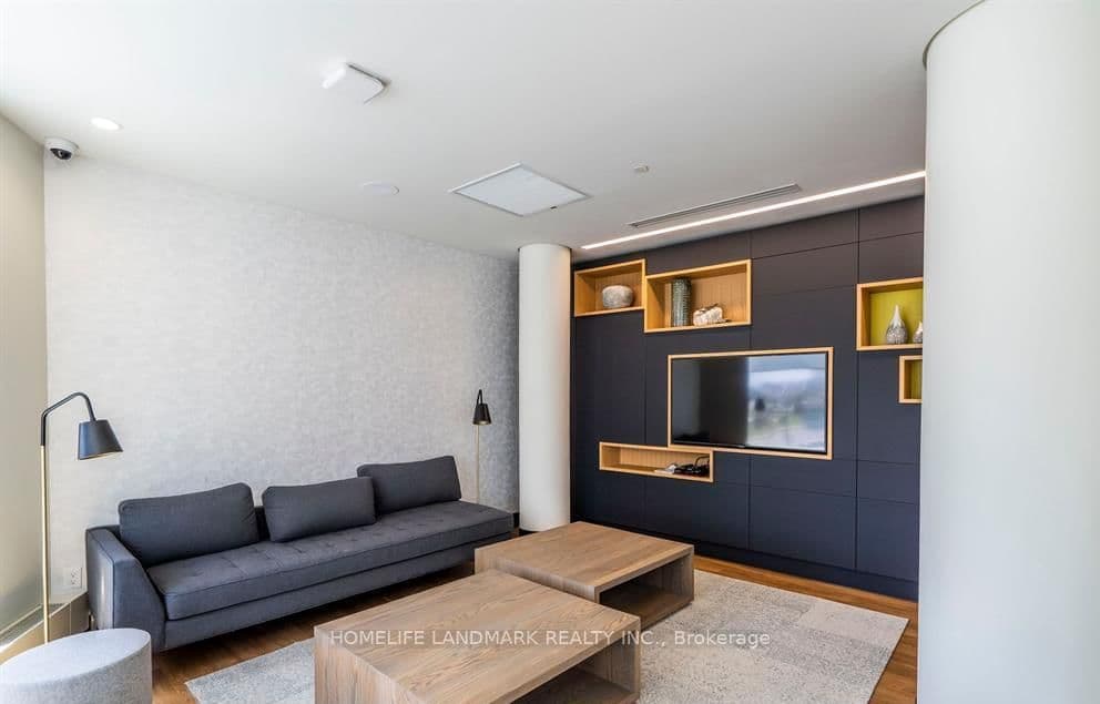 2520 Eglinton Avenue W, Unit 905 thumbnail 21