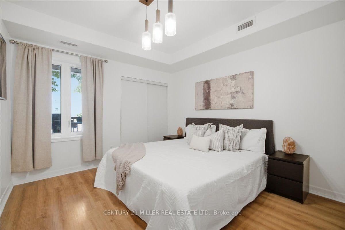 70 Stewart Street, Unit 102 thumbnail 13