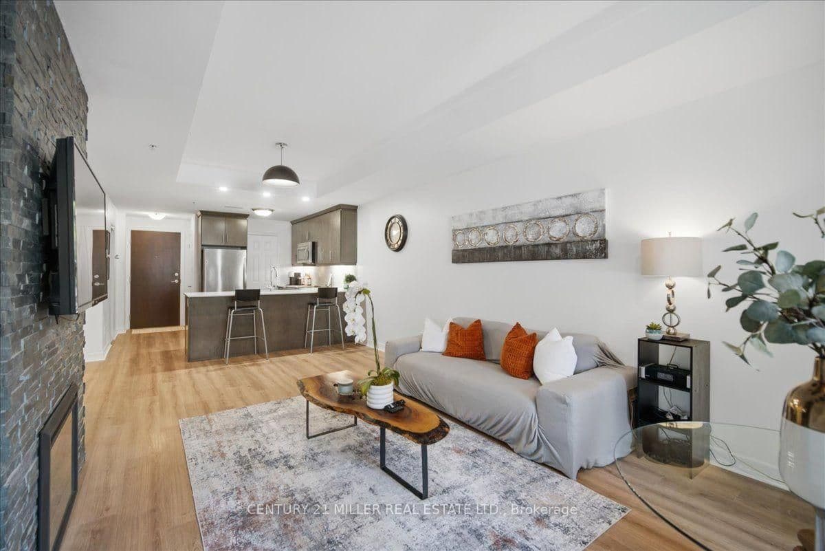 70 Stewart Street, Unit 102 thumbnail 20