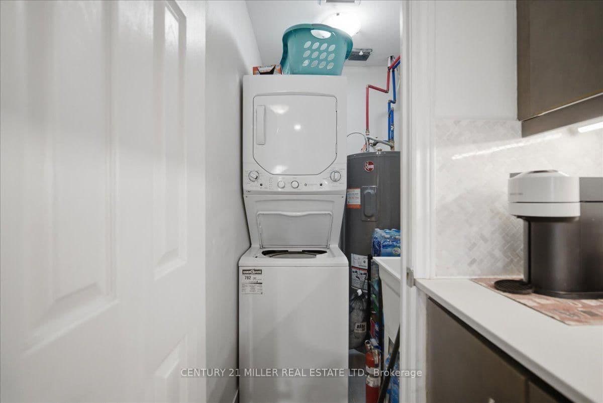 70 Stewart Street, Unit 102 thumbnail 22