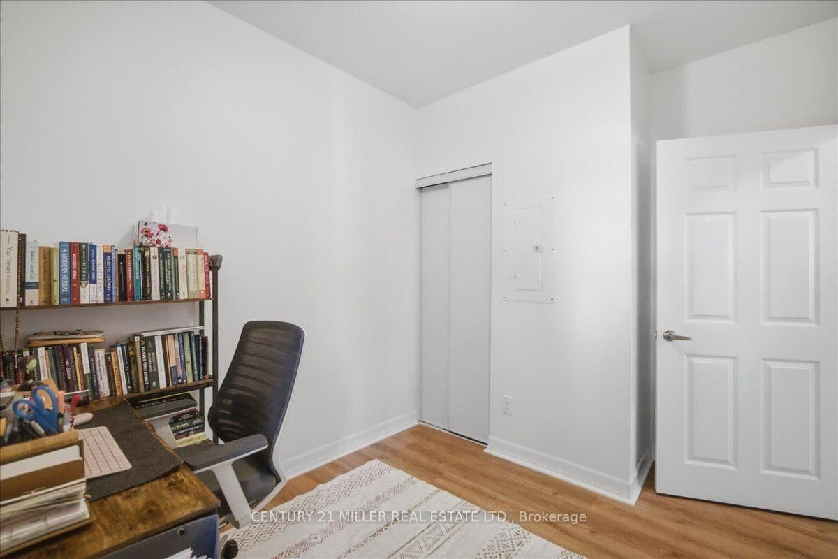 70 Stewart Street, Unit 102 thumbnail 4