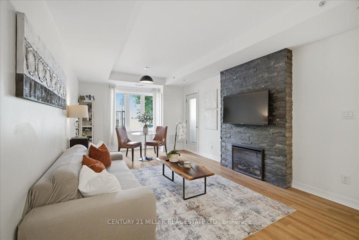 70 Stewart Street, Unit 102 thumbnail 9