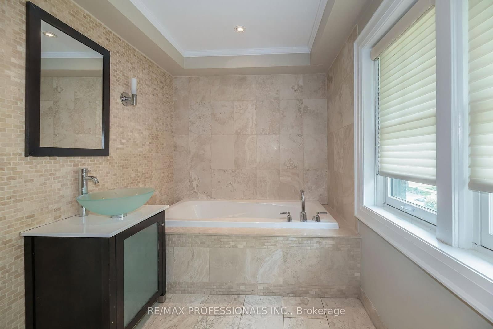 61 Grenview Boulevard N thumbnail 23