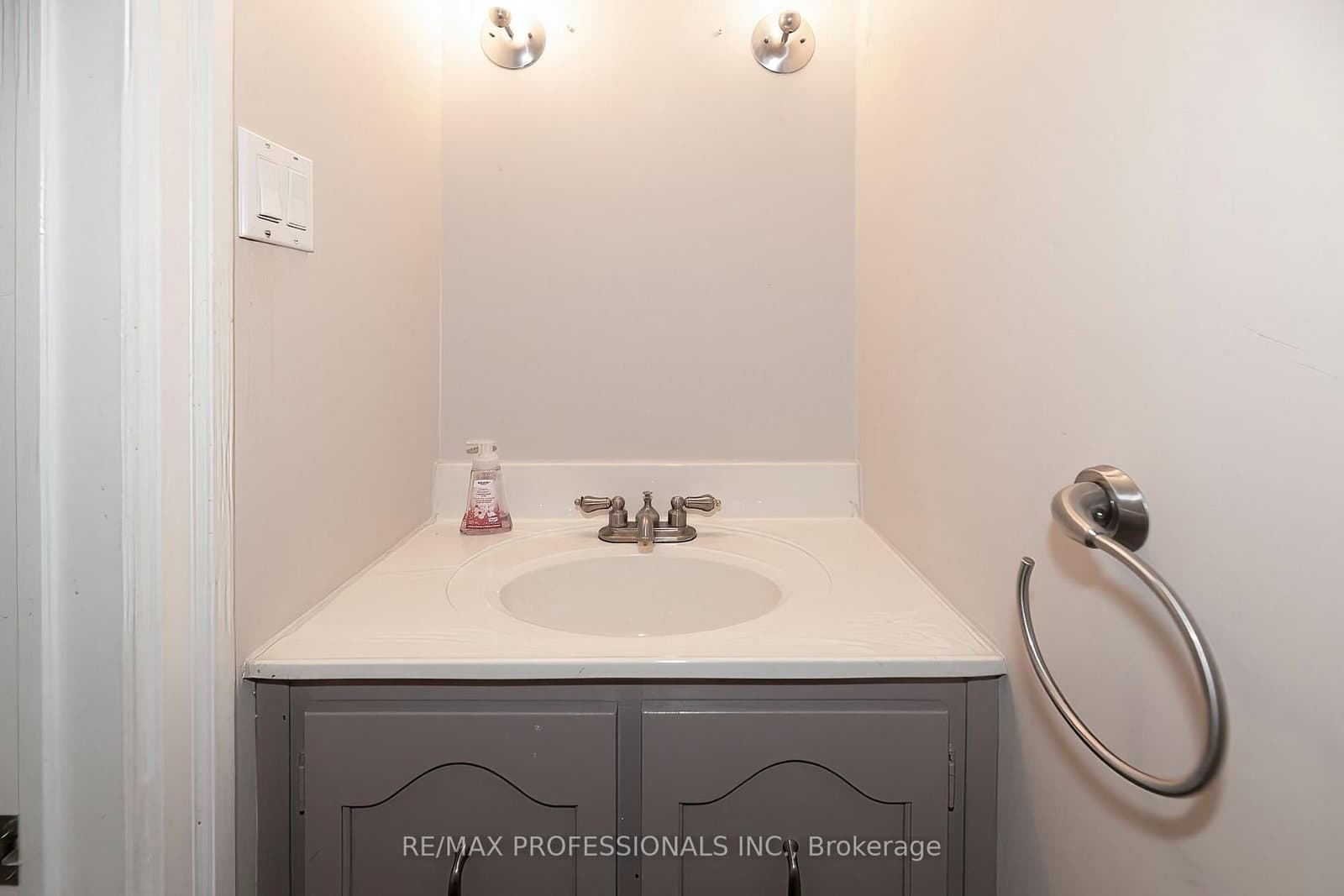 61 Grenview Boulevard N thumbnail 29