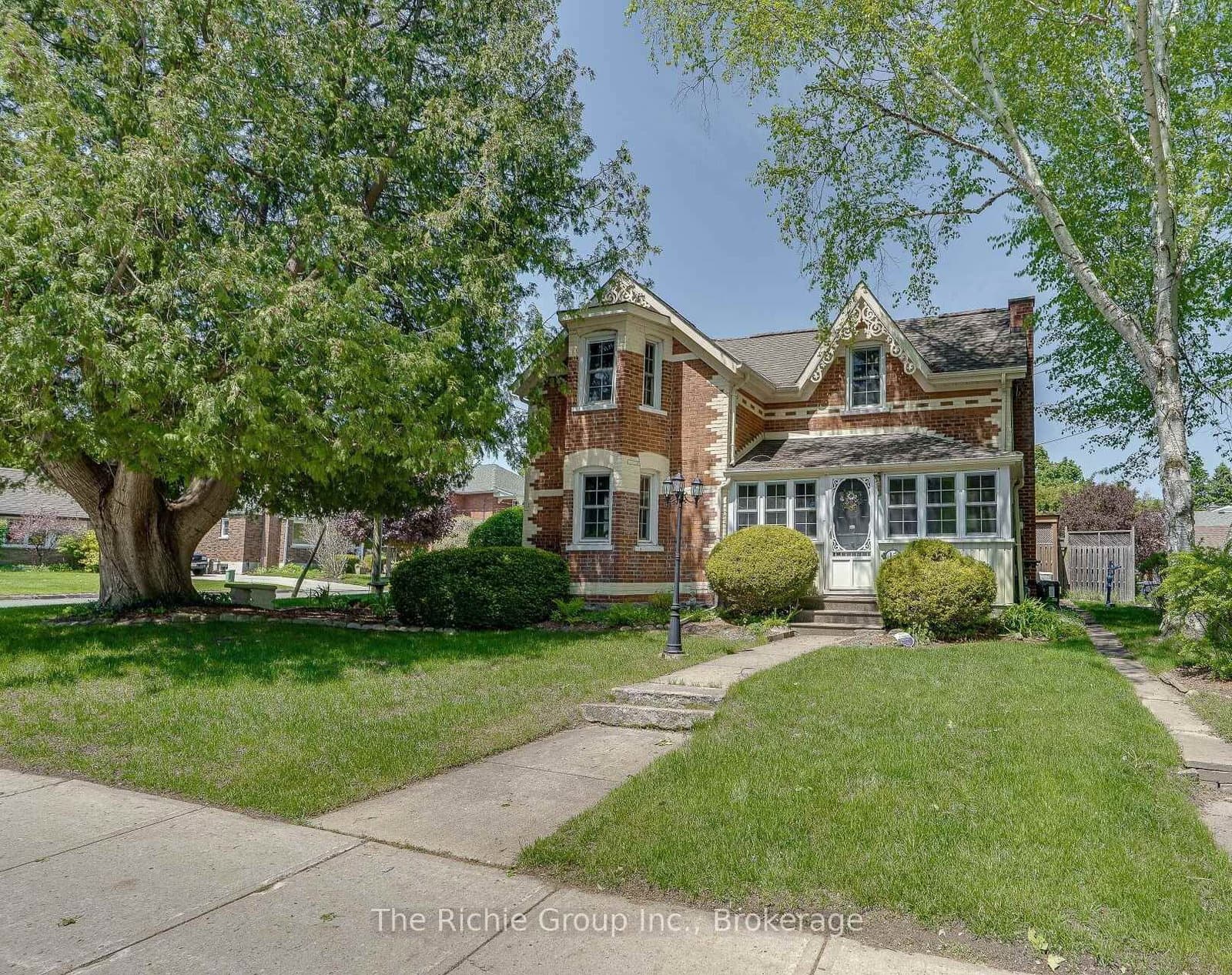 15 Emma Street - Image 1