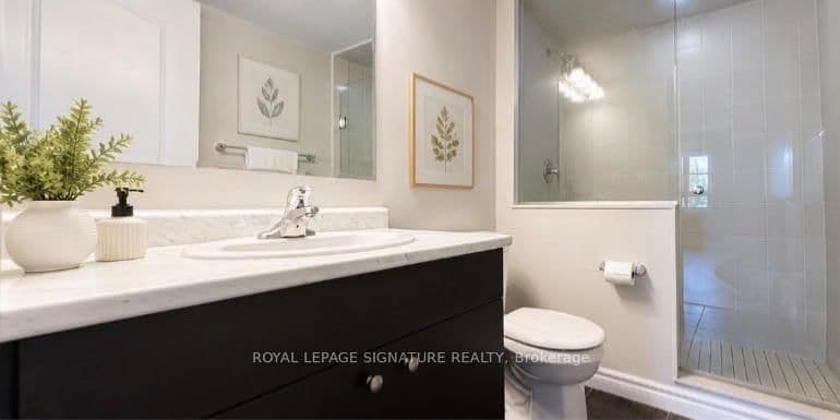 60 Baycliffe Crescent, Unit 305 thumbnail 9