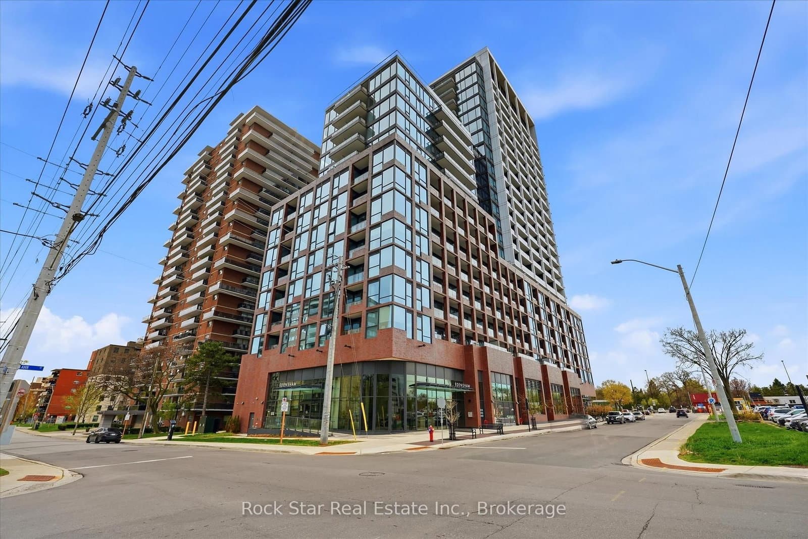 #209 - 28 Ann Street