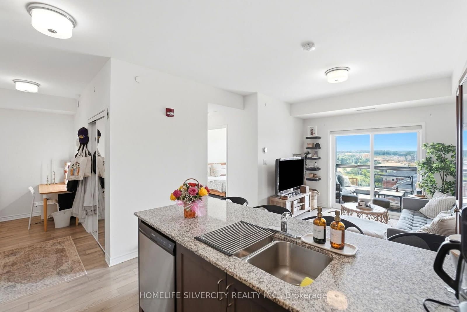 200 Lagerfield Drive, Unit 604 thumbnail 2